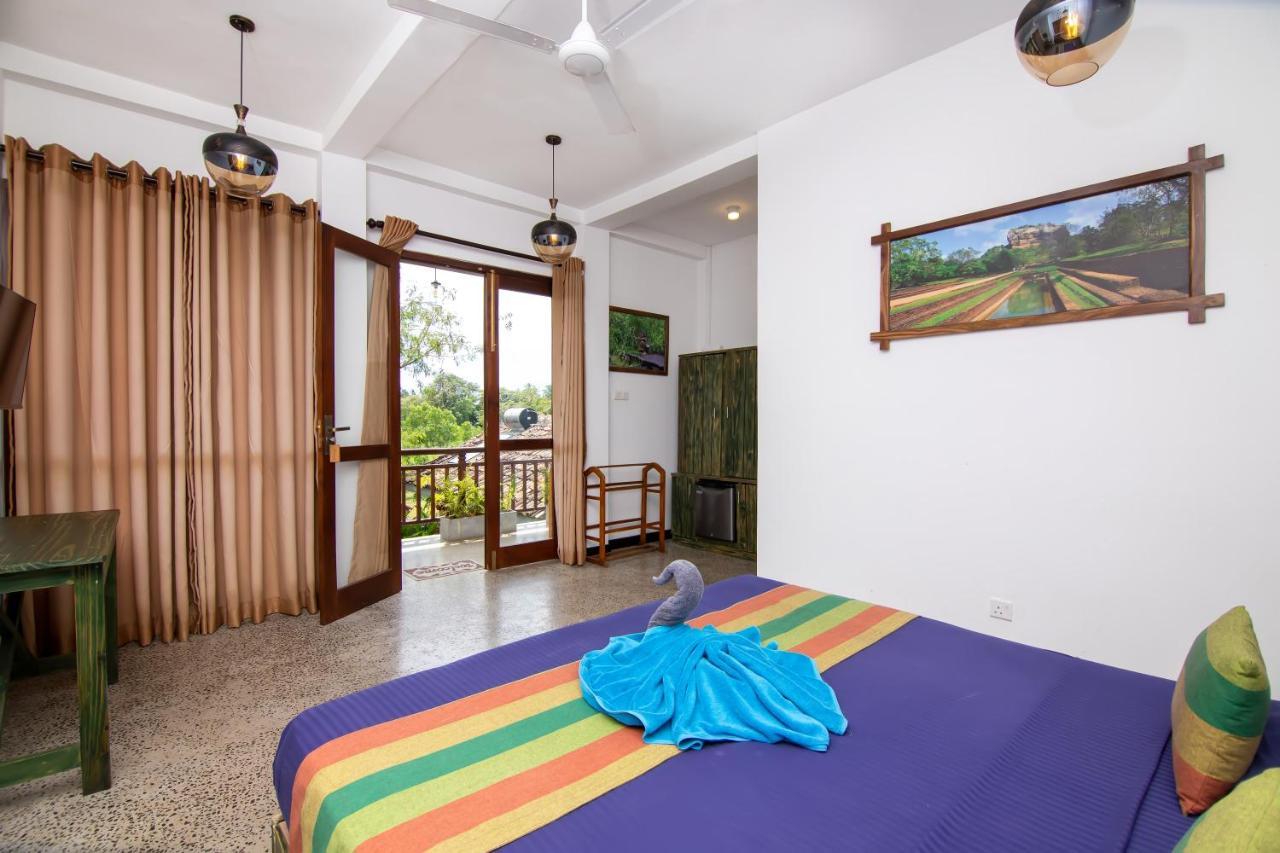 Nature Cabanas & Floating Restaurant Galle Exterior photo