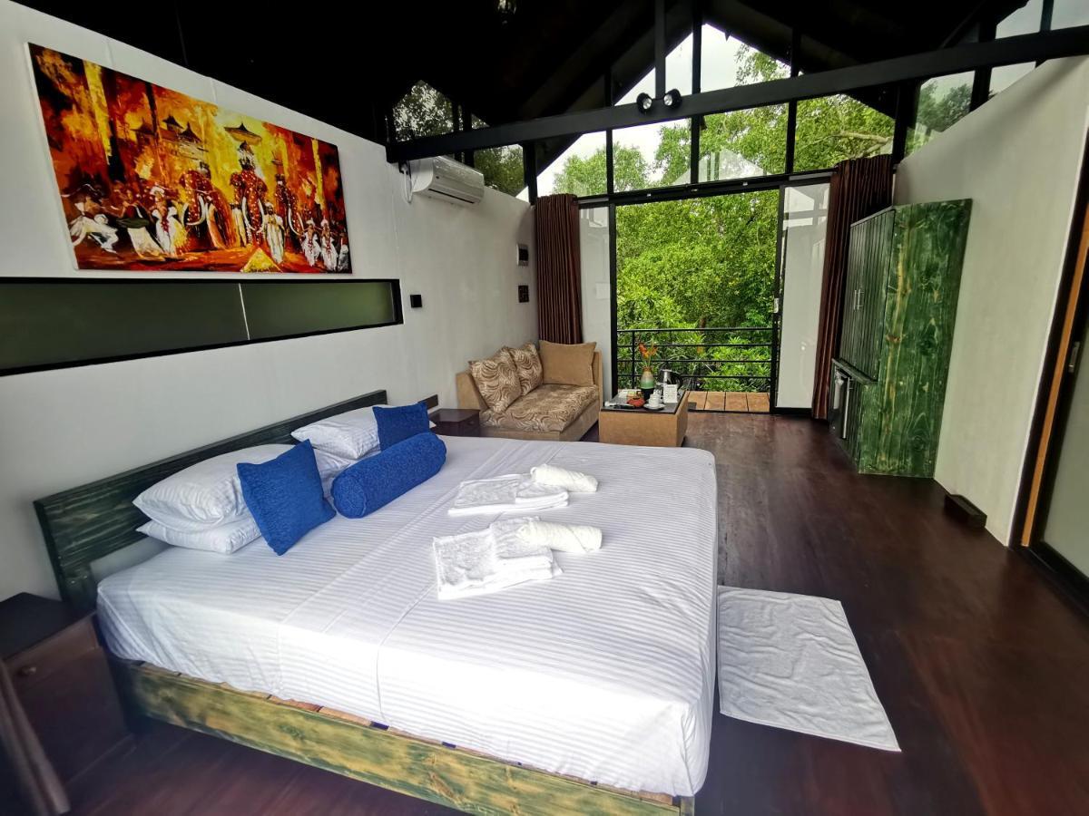 Nature Cabanas & Floating Restaurant Galle Exterior photo